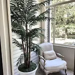 Walker Mansion On St Charles Ave - Unit 3 Guest house