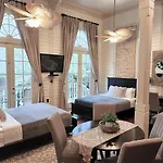 Walker Mansion On St Charles Ave - Unit 3 Guest house 3*