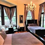 Walker Mansion On St Charles Ave - Unit 2 Guest house 3*