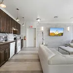 Apartment Stunning Close To French Quarter *