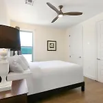 Stunning Close To French Quarter New Orleans