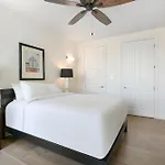 Stunning Close To French Quarter *
