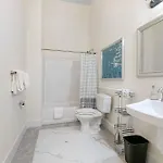 Stunning Close To French Quarter * New Orleans