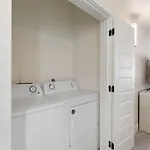 Stunning Close To French Quarter Apartment