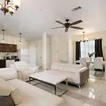 Stunning Close To French Quarter New Orleans