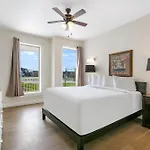 Apartment Stunning Close To French Quarter