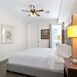 Apartment Stunning Close To French Quarter *