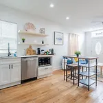 Home Near St Charles 10 Min From French Quarter