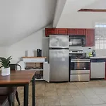 Cute 1bed 1bath 4block French Q Near Bourbon St And Jazz Venues New Orleans
