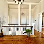 Elegant Garden District 4br New Orleans