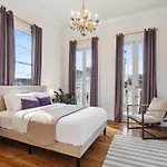 Elegant Garden District 4br Holiday home