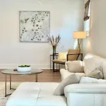 Elegant Garden District 4Br Home