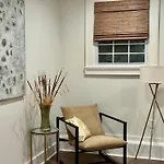 Elegant Garden District 4br