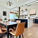 Elegant Garden District 4br New Orleans