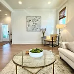 Holiday home Elegant Garden District 4br *