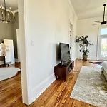 Elegant Garden District 4br *