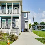 Walk To Carrollton Ave Eats Bright Nola Duplex!
