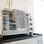 Dumaine Historic Gem - Front House 1Bed