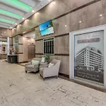Spacious 4Bd Condo, Sleeps 12, Walk To Bourbon St & Superdome