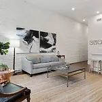 Bourbon Street Group Friendly Hotel