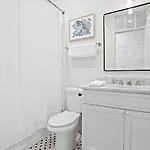 Hotel Group-friendly Near Bourbon Street New Orleans