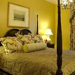 Hotel Bienville House