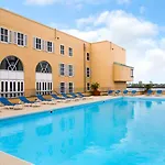 Hilton New Orleans Riverside