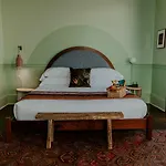 Hotel Frenchmen 3*