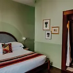 Frenchmen Hotel