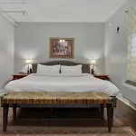 Hotel Rathbone Mansions New Orleans