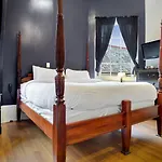 Rathbone Mansions 3* New Orleans