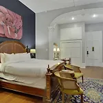 Rathbone Mansions Hotel 3*