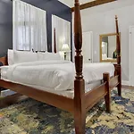 Rathbone Mansions 3*