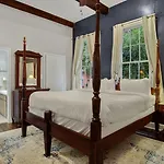 Rathbone Mansions 3* New Orleans