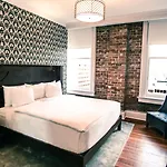 Q&c And Bar New Orleans, Autograph Collection Hotel