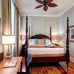 Voco St By Ihg Hotel