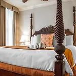 Voco St By Ihg