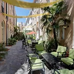 Voco St By Ihg Hotel New Orleans