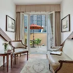 Voco St By Ihg Hotel 4*