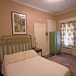 Fairchild House 3*