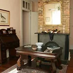 Bed & Breakfast Fairchild House New Orleans