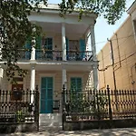 Bed & Breakfast Fairchild House 3*
