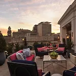 The Ritz-carlton, Hotel 5*