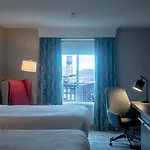 Hilton Garden Convention Center 3*