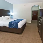 Comfort East Hotel