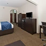 Hotel Comfort East New Orleans
