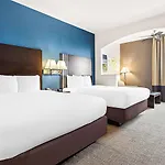Hotel Comfort East 4*