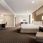 Hilton / St. Charles Avenue 4*
