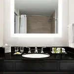 Hotel Hilton / St. Charles Avenue 4*
