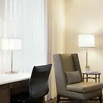 Hotel Hilton / St. Charles Avenue
